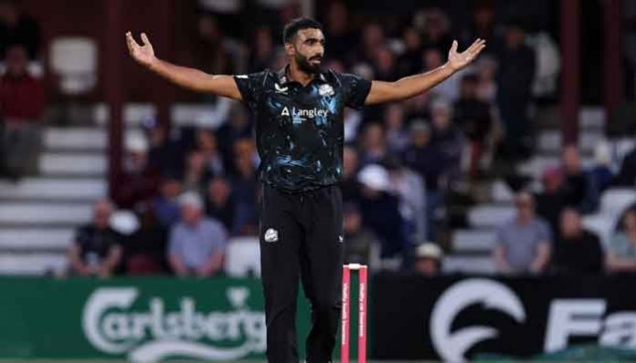 Usama Mir Shines in T20 Vitality Blast Debut for Worcestershire Rapids
